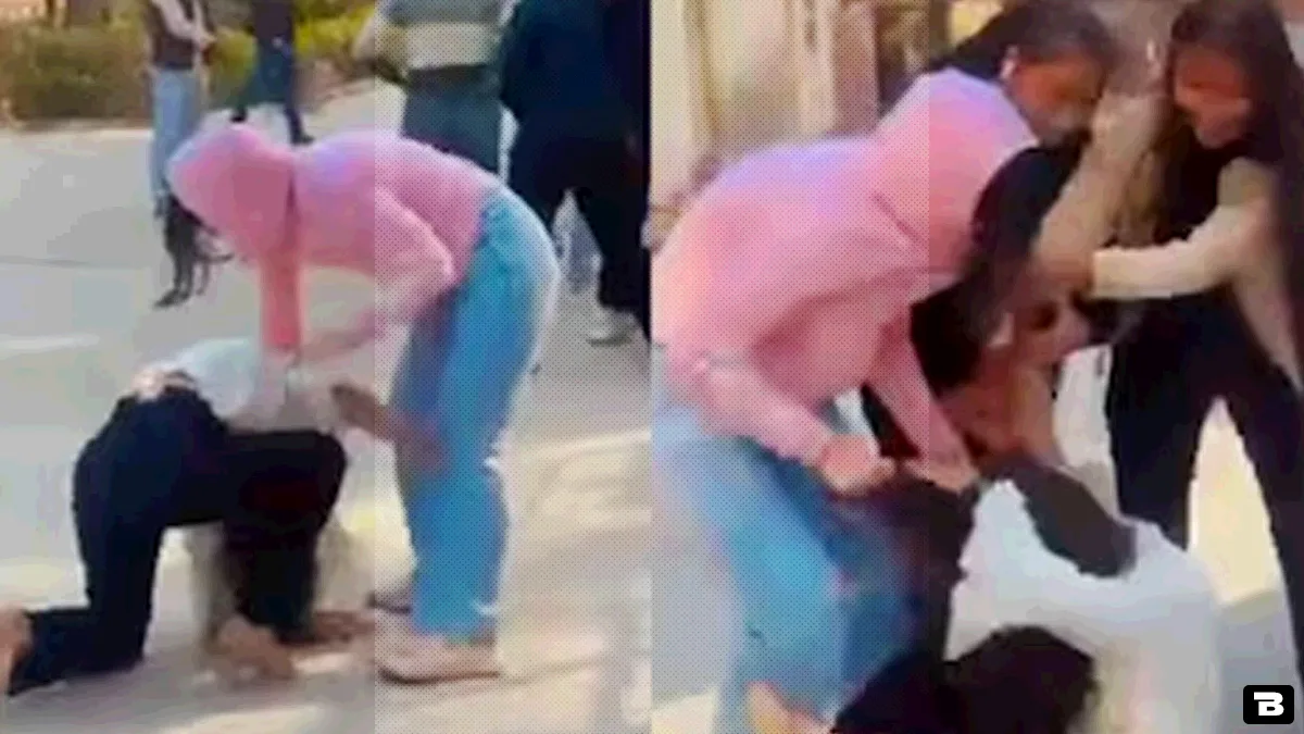 noida college students slap pull each others hair