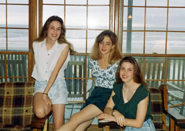 Women Fashion Styles Photos from late 1980s and 1990s