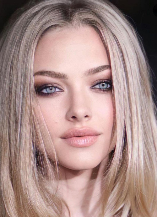 Amanda Seyfried Big Lips