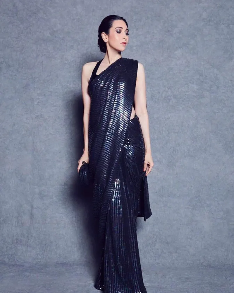 Karishma Kapoor shimmery saree hot bollywood actress Karishma Kapoor shimmery saree hot bollywood actress