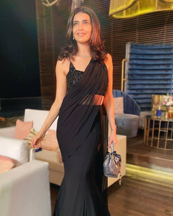 karishma tanna black saree tv actress