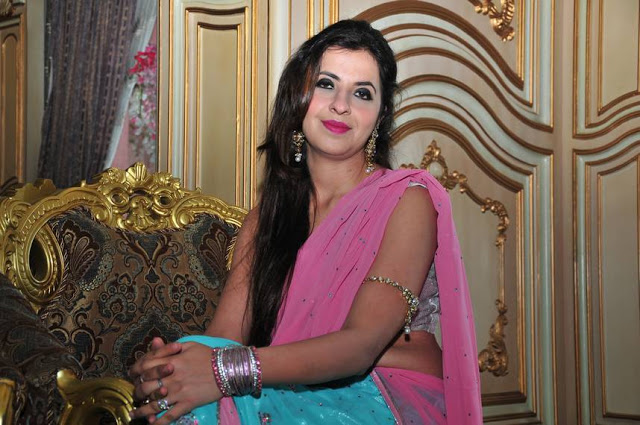 Khyati Singh hot and beautiful image