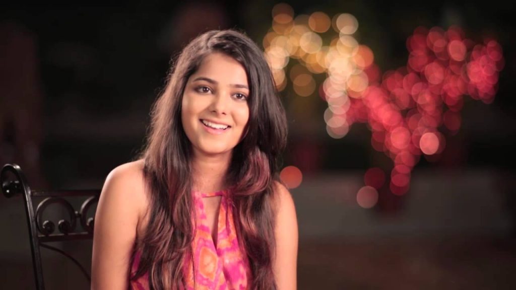 Shraddha Sharma hot and beautiful image