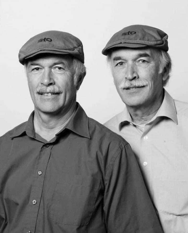 unbelievable-lookalike-strangers