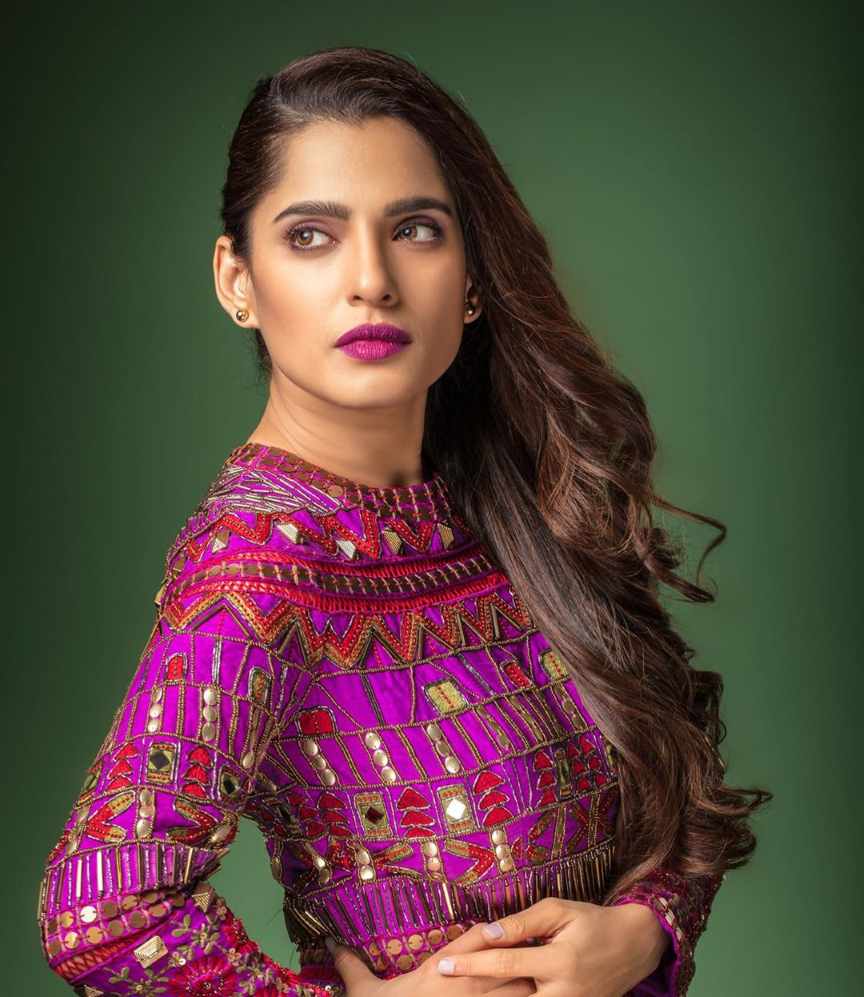 Hot Marathi Actress name list with Photo