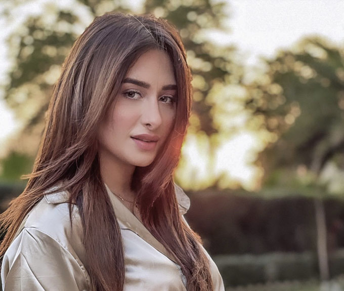 teenage indian actress