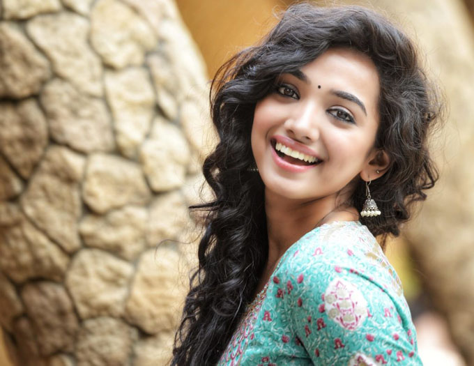 young actresses under 20