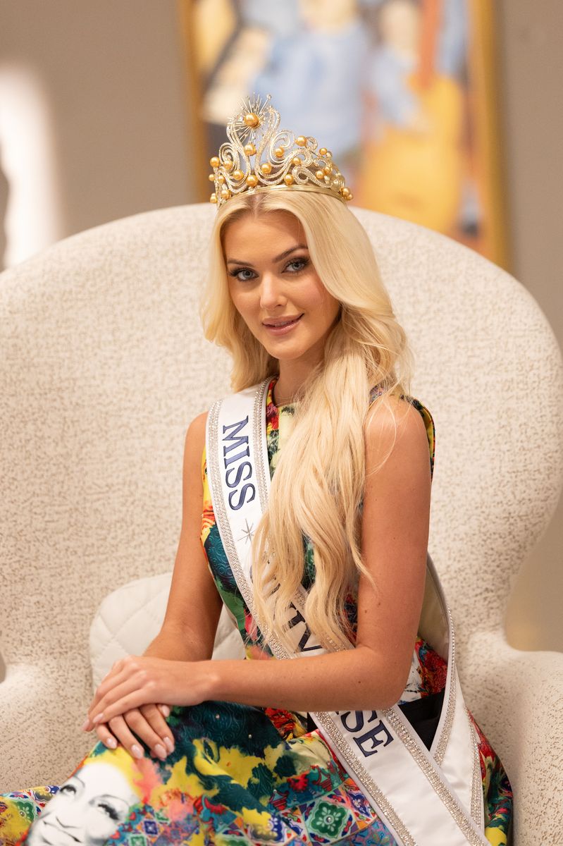 Victoria Kjær Theilvig