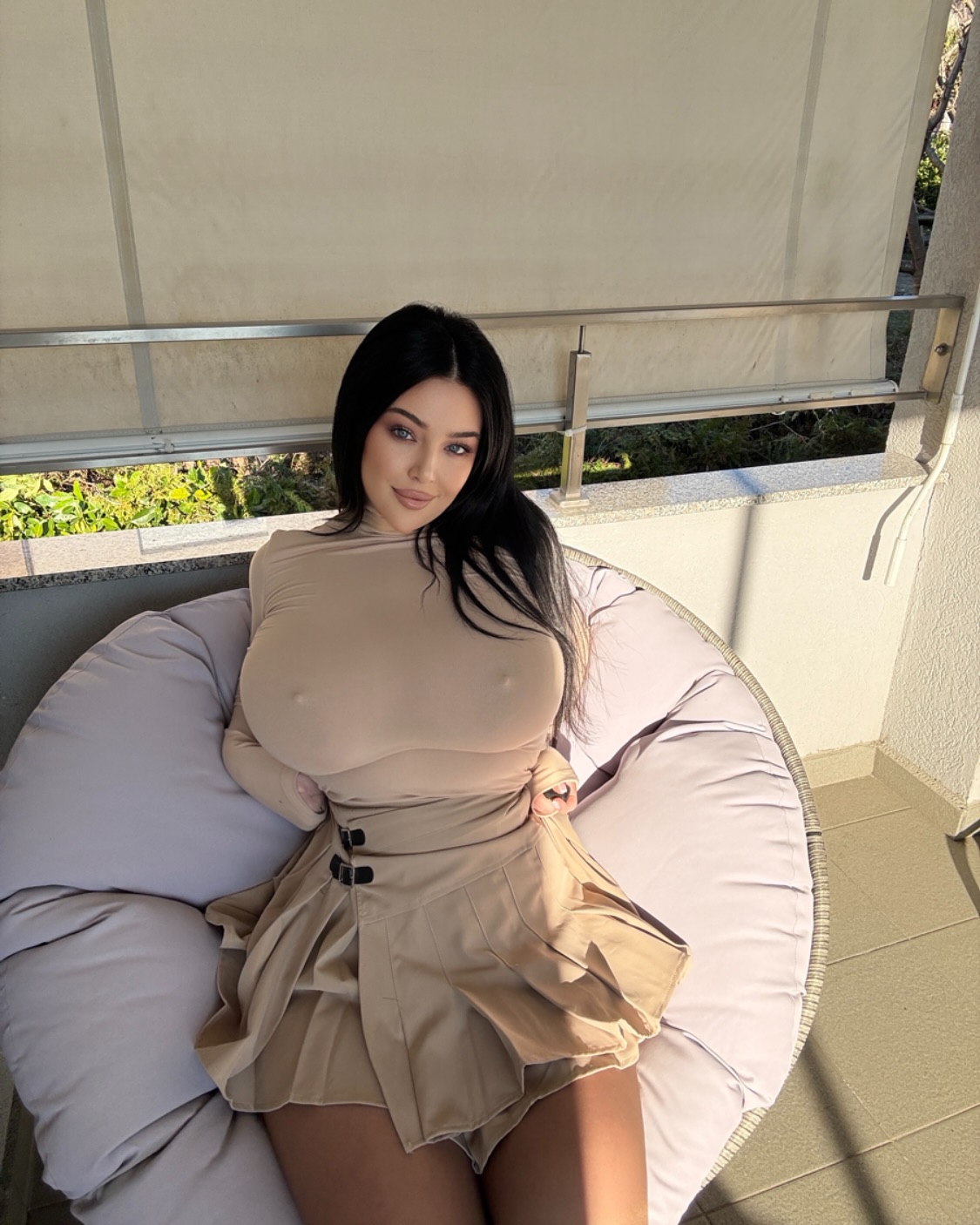 Captivating Grace Shapes Claudia Rivier Into The Ultimate Icon